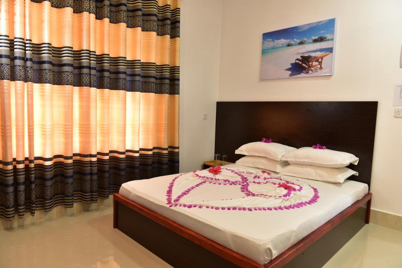 Moodhumaa Inn Guraidhoo  Luaran gambar